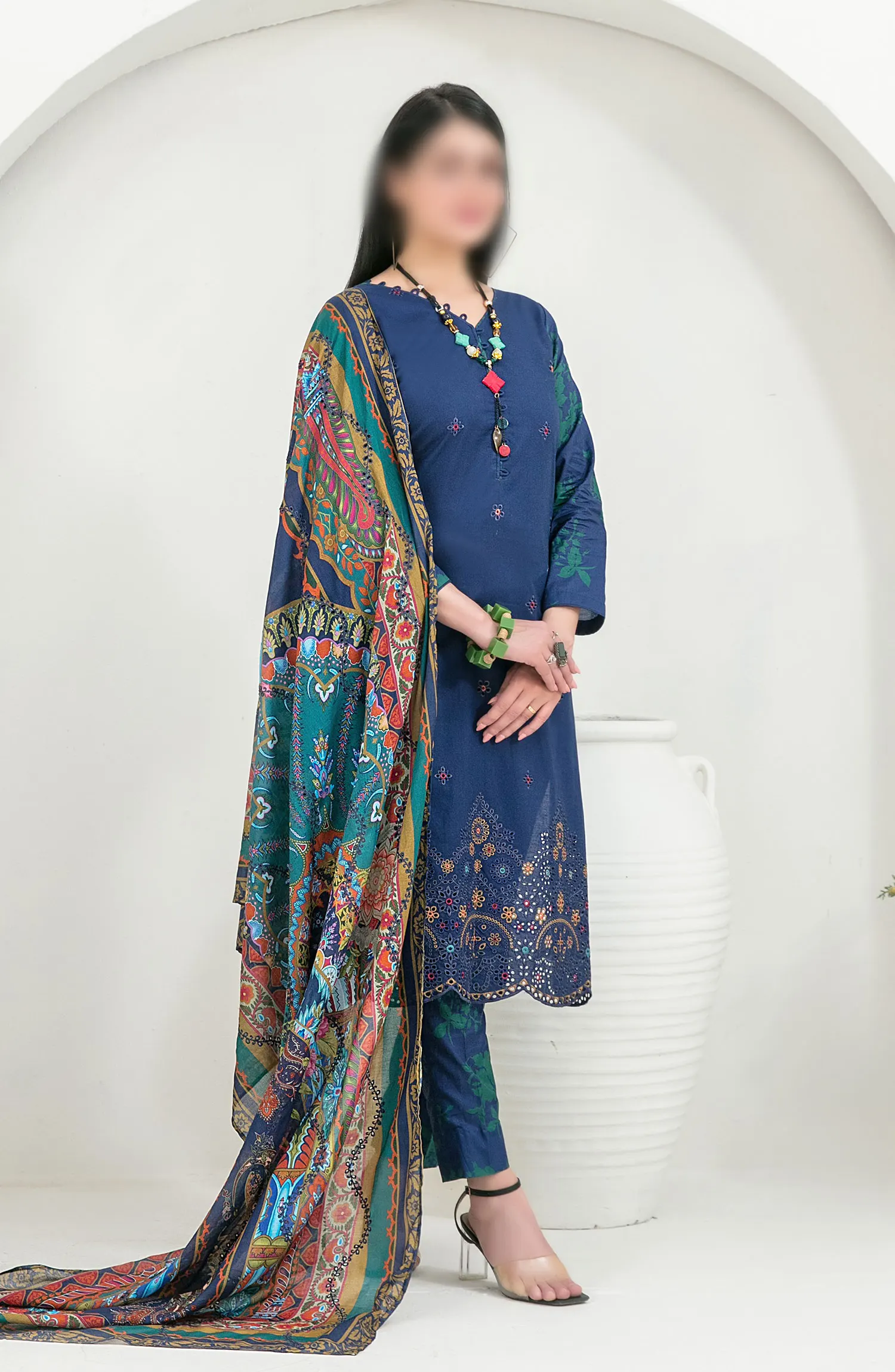 Gulposh - Embroidered Digital Printed Lawn Collection 2024 - D 2514