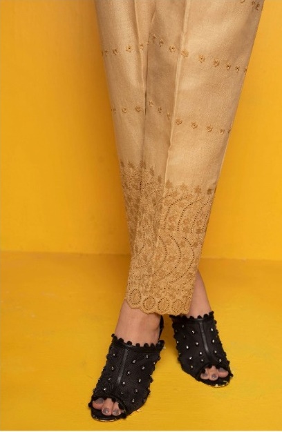 Chikankari Embroidered Cotton Trouser By Amna Khadija D-05