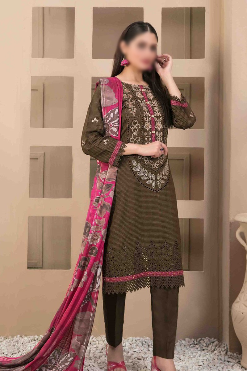 Gulfisha - Embroidered Viscose Zari Collection 2023 - D 9942