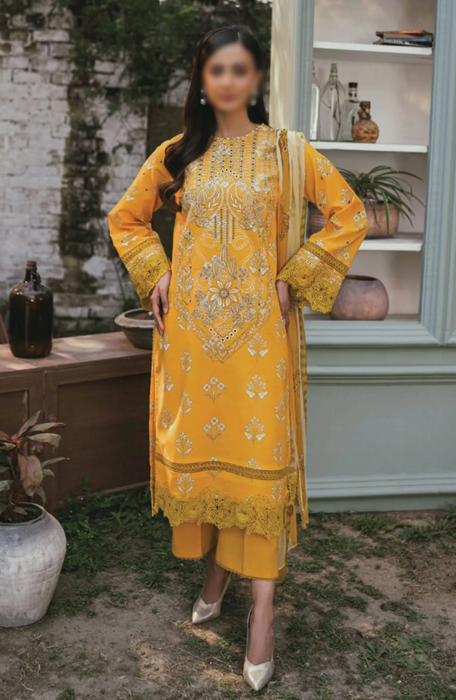 Gardenia Vol 02 Embroidered Print Lawn Collection By Humdum - Design 05