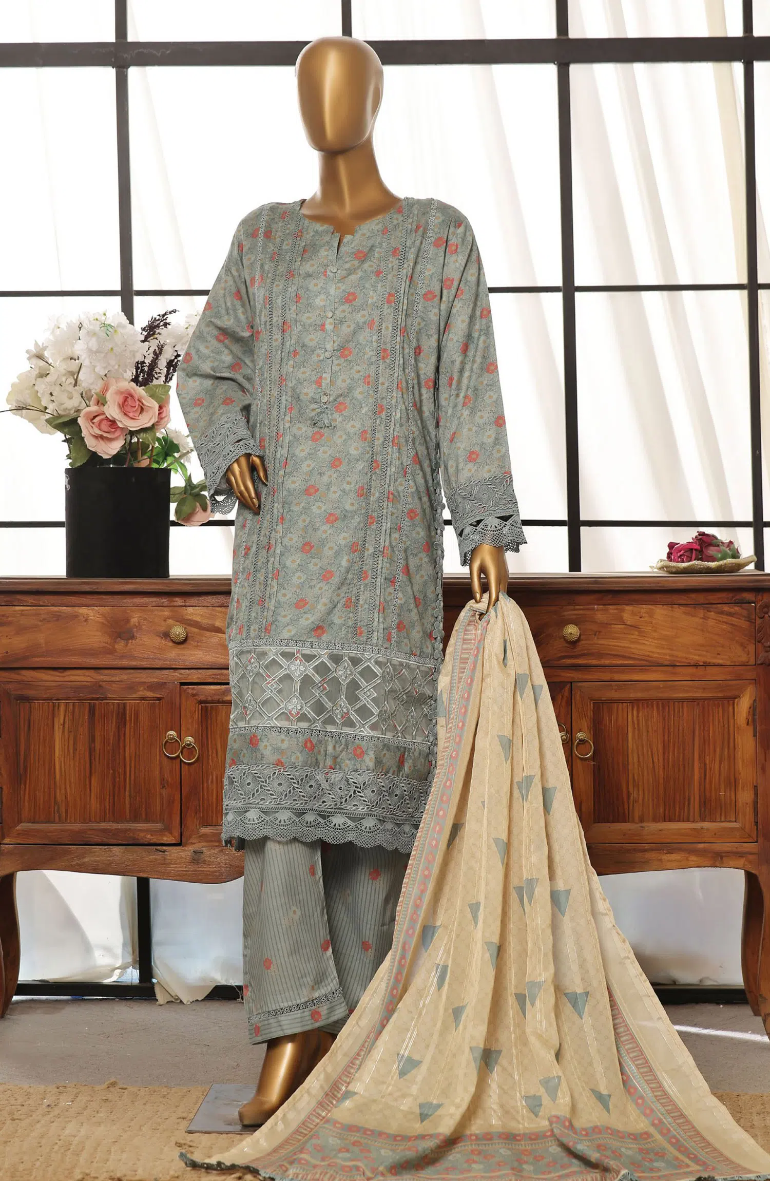 Sadabahar Rania Luxury Lawn Collection - Design 07