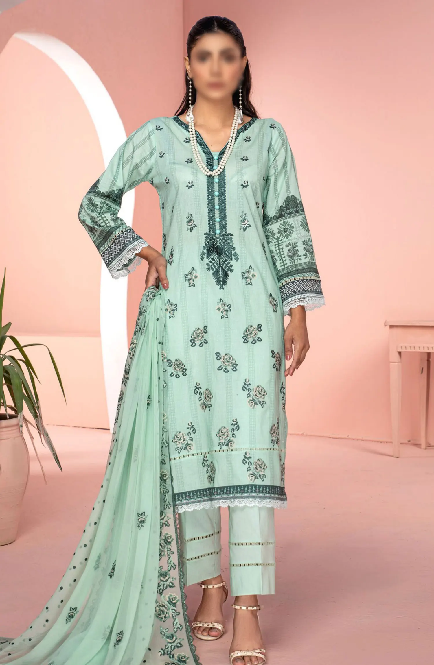 Smile Luxury Lawn Collection 2024 - DESIGN-08
