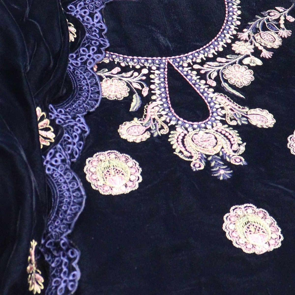 Velveto Festive Edits Unstitched Luxury Embroidered Velvet Series - Design 03