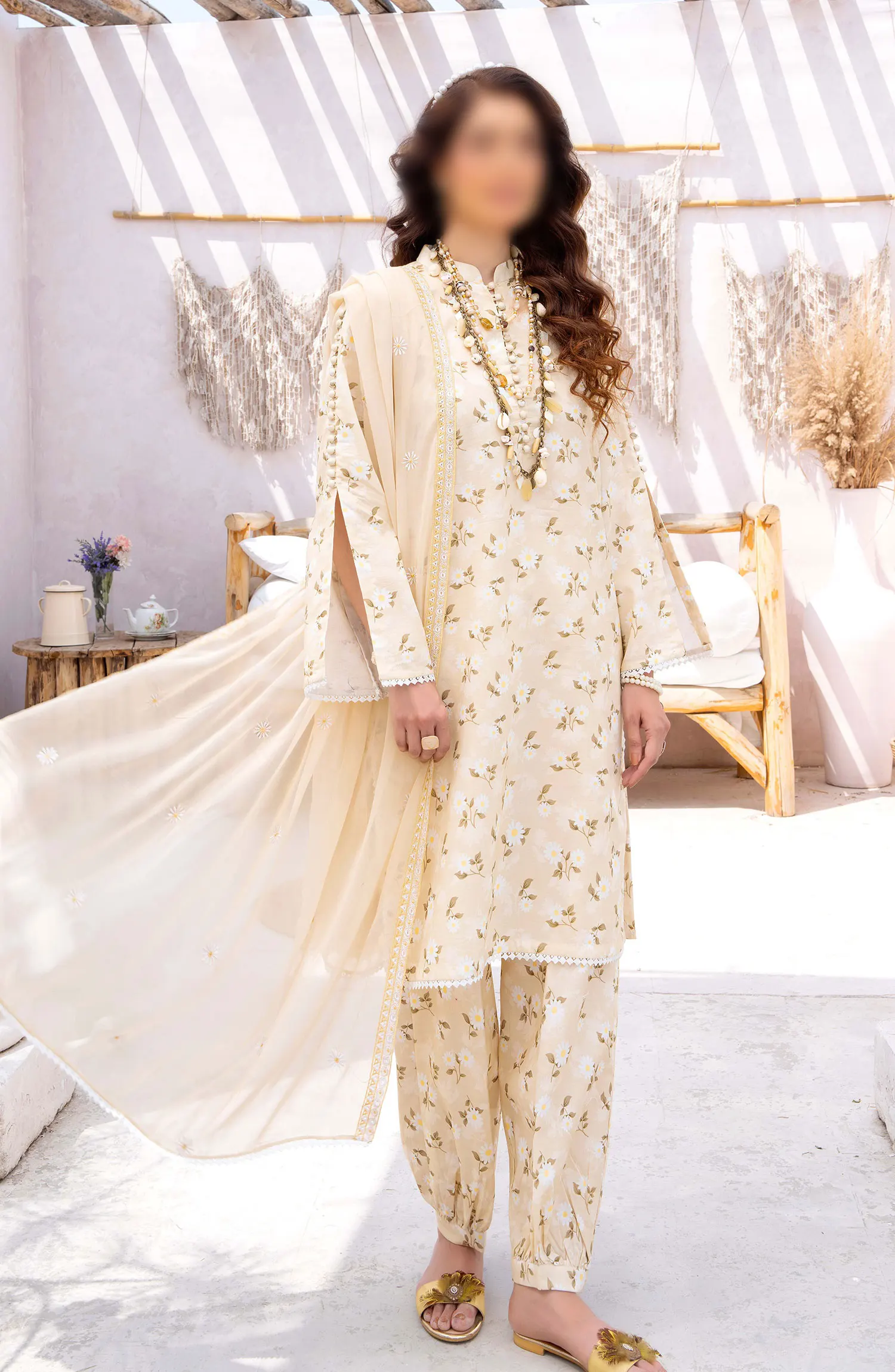 Gardenia Vol 03 Embroidered Print Lawn Collection By Humdum - Design 04