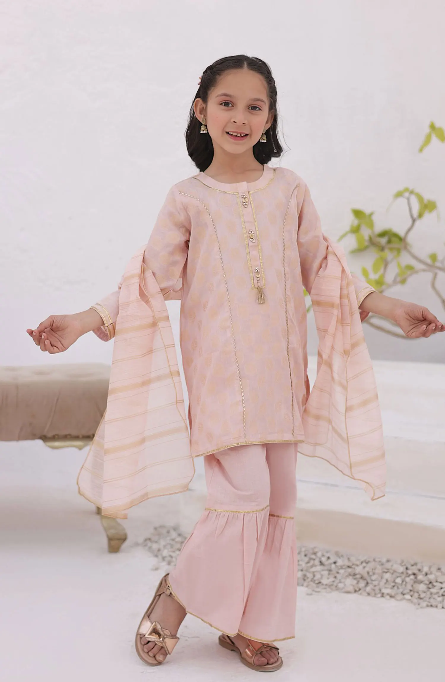 Ronaq Fancy Jacquard Stitched Collection - Design 06 (K) Pink