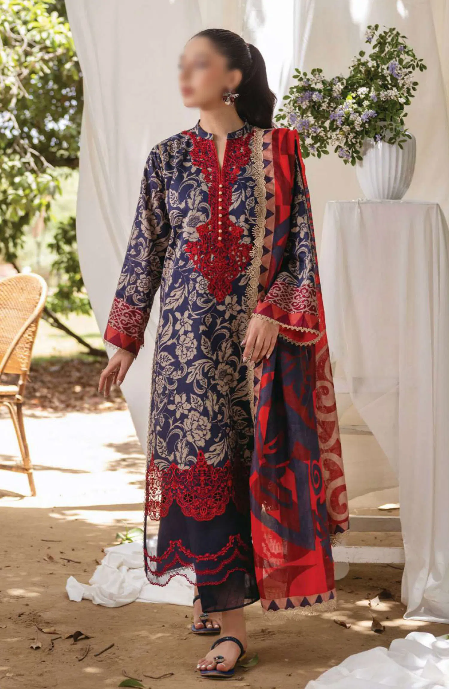 Zainab Chottani Tahra Embroidered Lawn Collection 2024 - Design 7A TAMARA