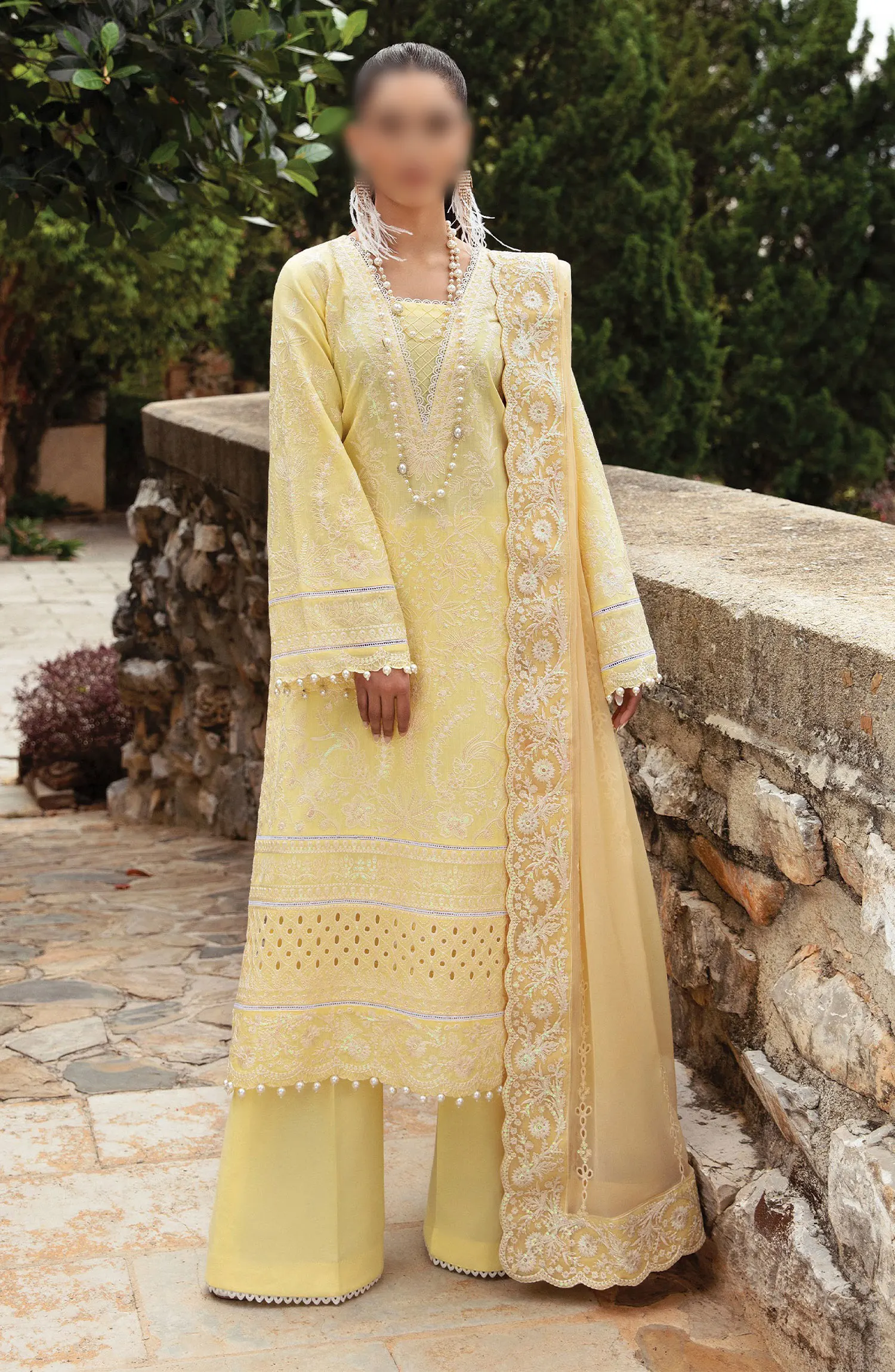 Gulaal Luxury Lawn Collection 2024 - GL 24 V1 01 VALERIA