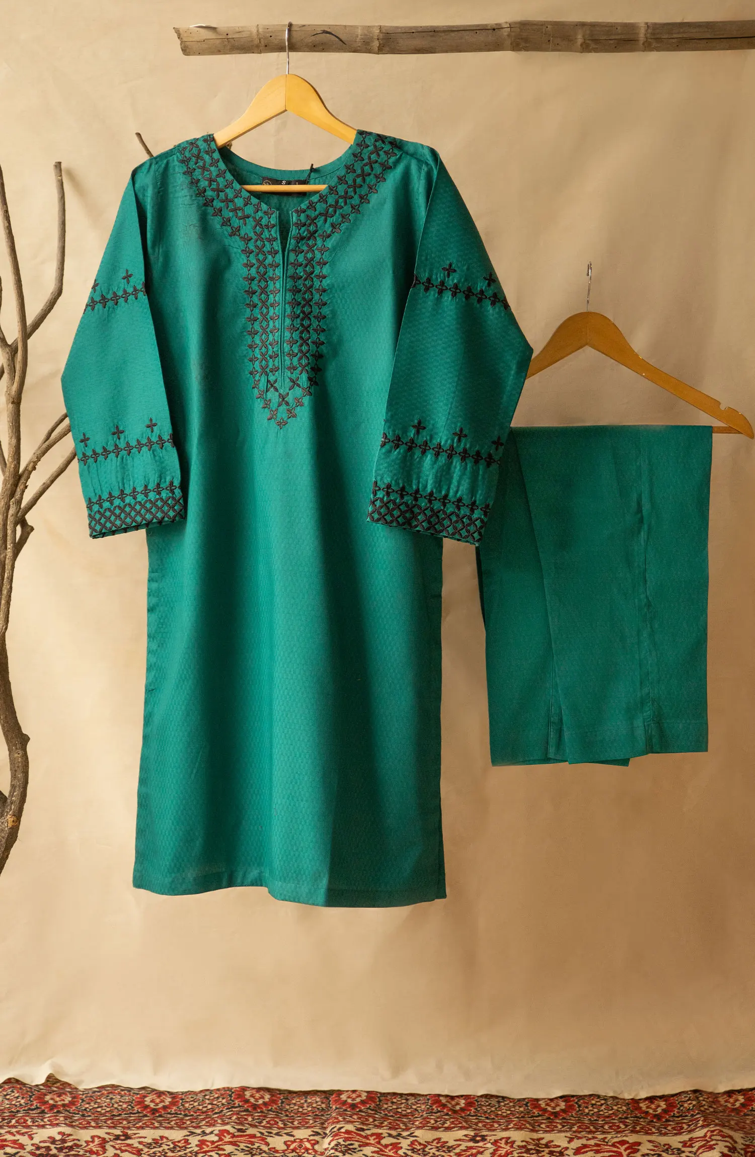Amna Khadija Monzene Pret Collection 2024 - Green Emb Separates