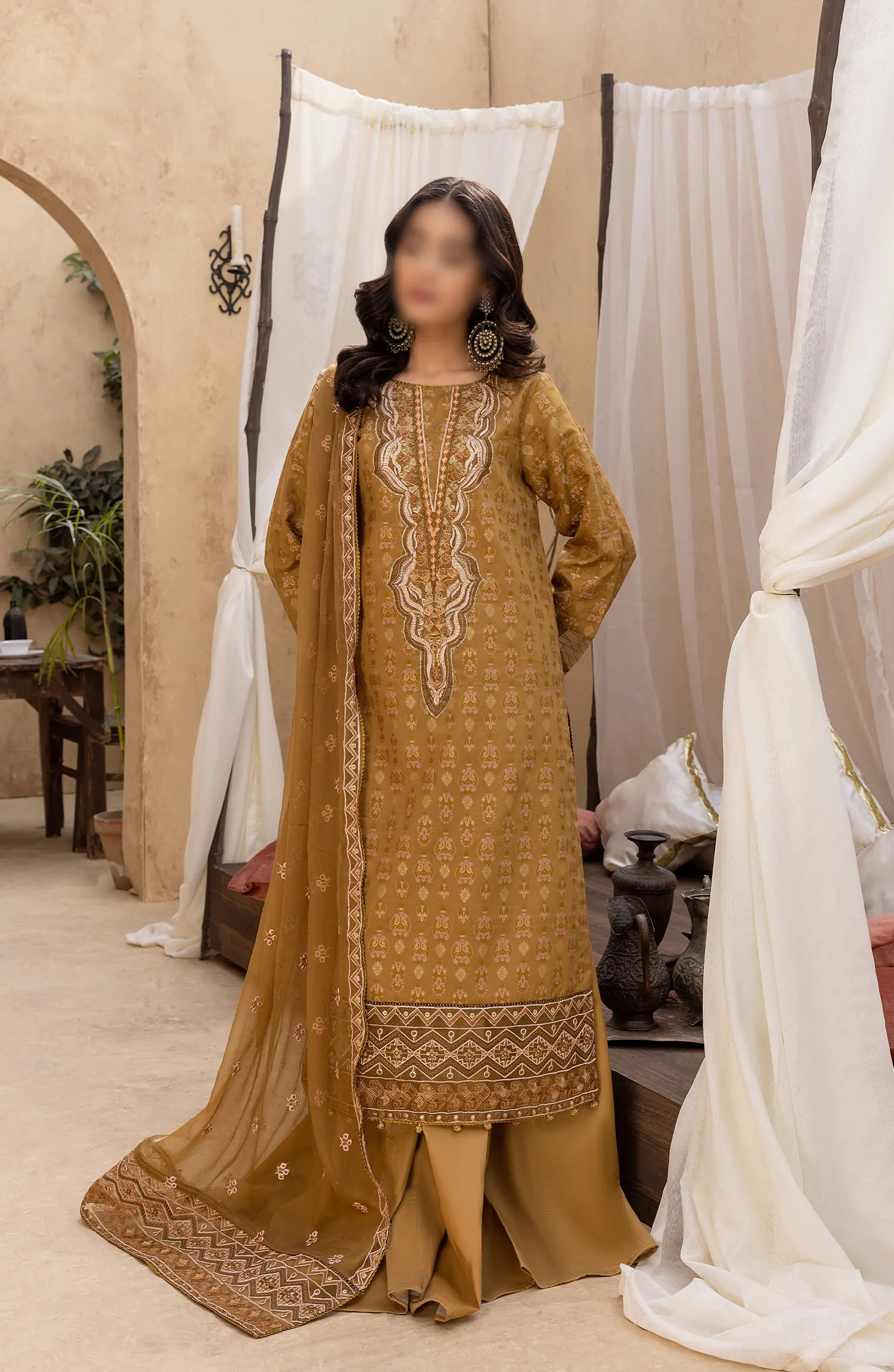 Ishq Embroidered Jacquard Collection 2024 Humdum - IEJC 02