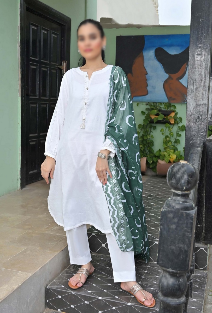 M 02 JASHAN-E-AZADI Stitched 2 Piece Jacquard Mother Daughter Collection 2023 (MOTHER)