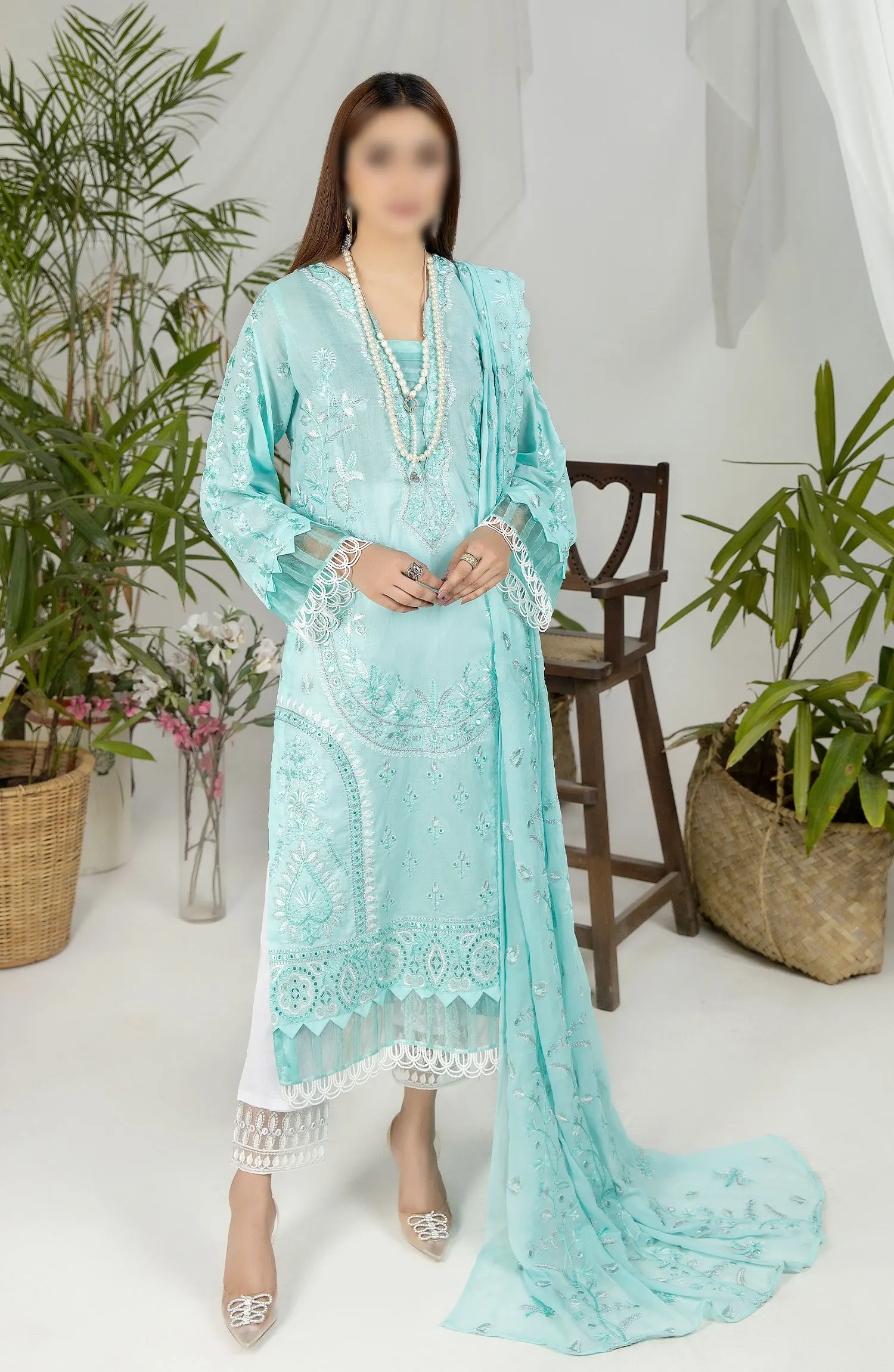 Embroidered Lawn Collection with Zari work by Marjjan - MNC 146 C