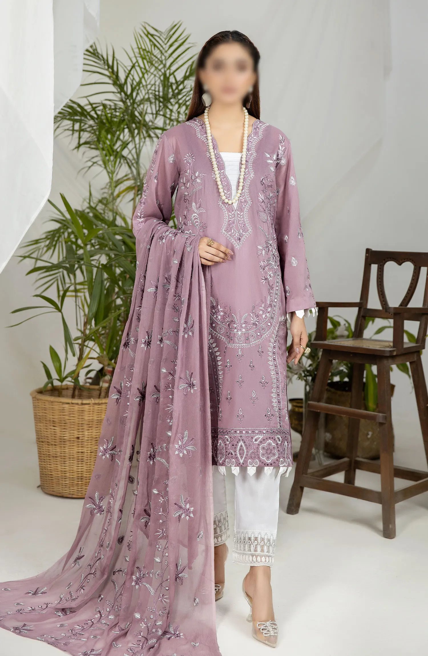 Embroidered Lawn Collection with Zari work by Marjjan - MNC 146 D