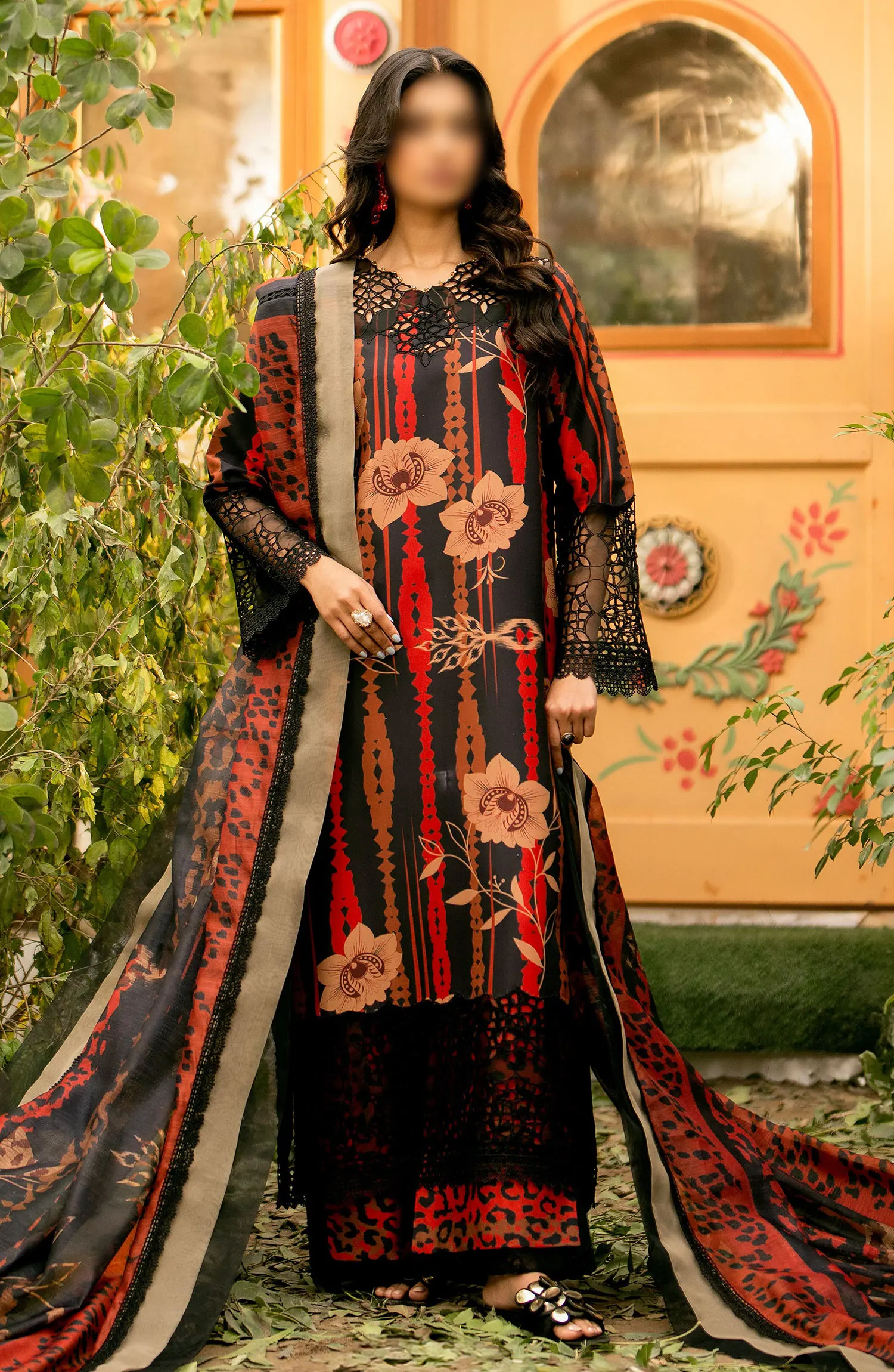 Maryum N Maria Luxury Lawn Collection 2024 - MS24-571 CHIONE
