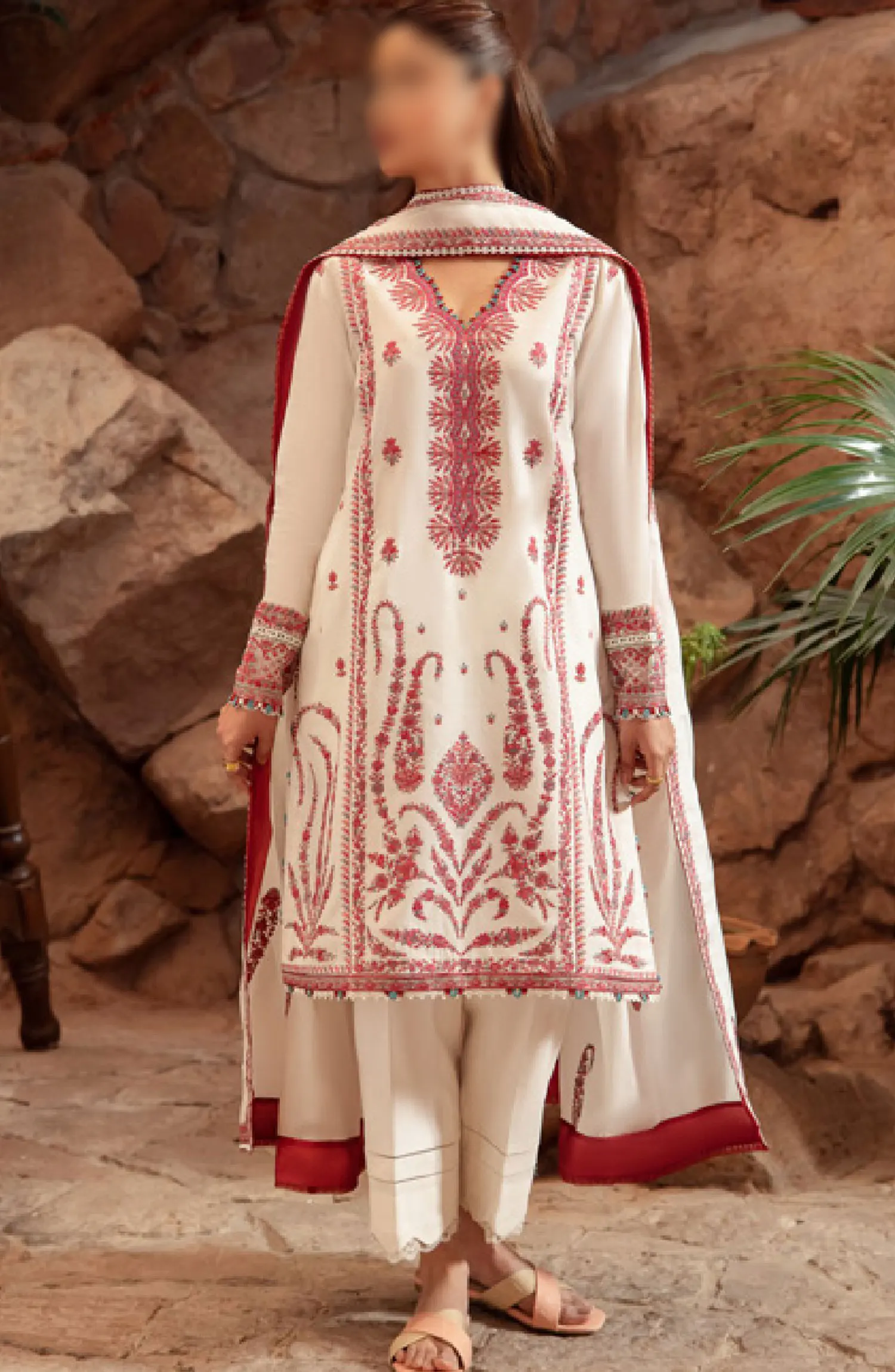 Zaha Unstitched Lawn Collection 2024 - ZL24-09A ELANIA